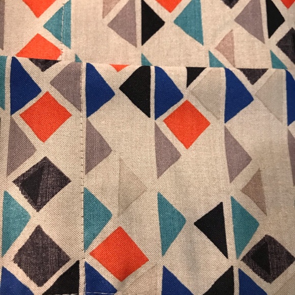 Geometric Patterned Window Curtains - Picture 3 of 3